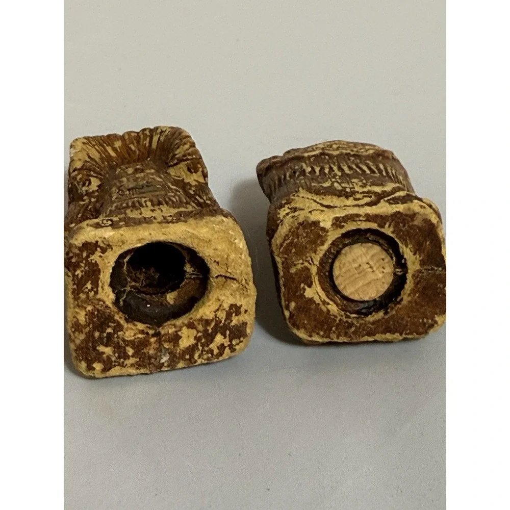 Vintage  Syroco Wood Indian Chief & Squaw Western Salt & Pepper Shaker Set